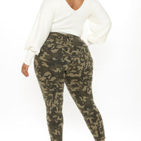 Plus Woman Size Woman Camo Print Ripped Fitted Jeans