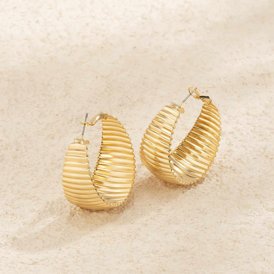 Metal Striped C-shaped Earrings Hip-hop Women Earrings Jewelry