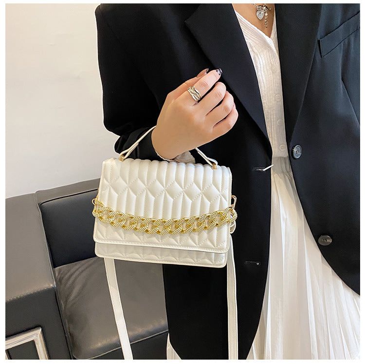 Women's Solid Color Embossed Rhombic Small Square Bag Single Shoulder Messenger Chain Handbag